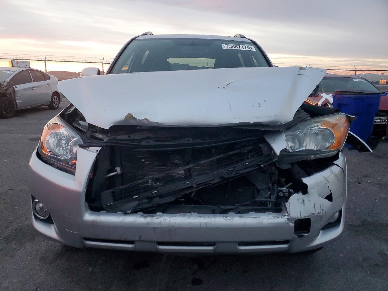 2009 TOYOTA RAV4