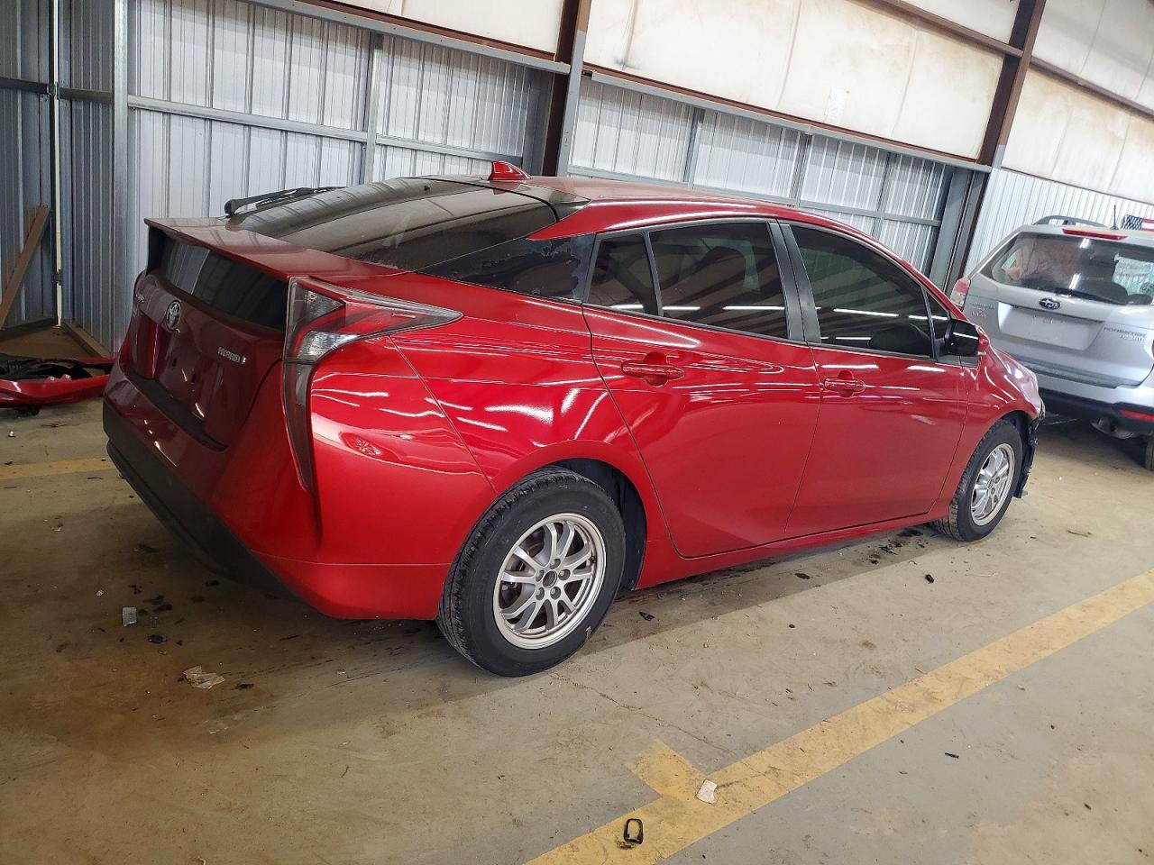 2016 TOYOTA PRIUS