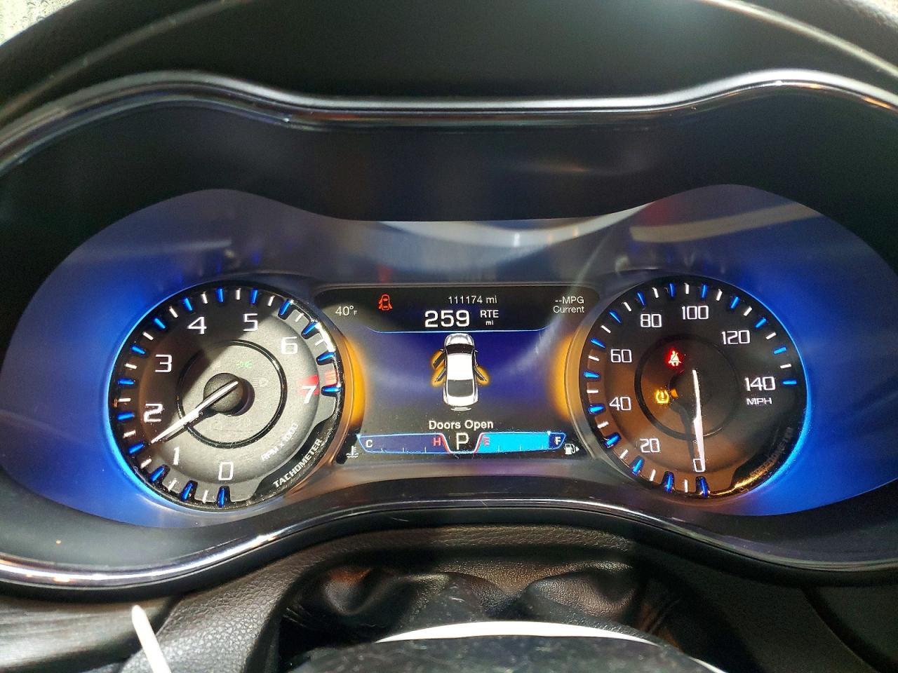 2015 CHRYSLER 200