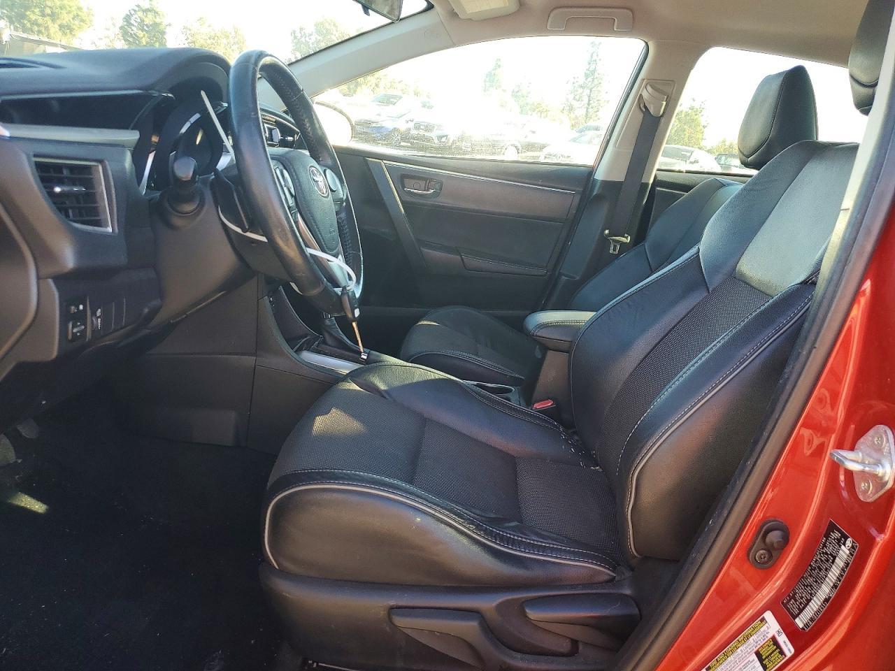 2015 TOYOTA COROLLA