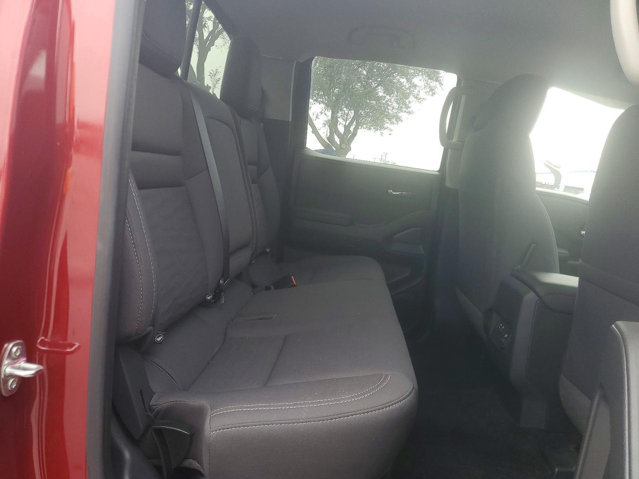 2024 NISSAN Frontier