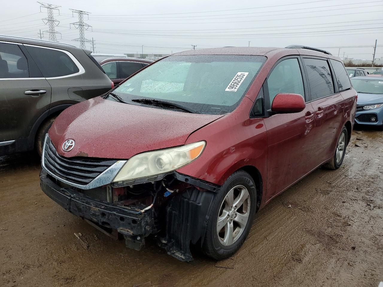 2015 TOYOTA SIENNA