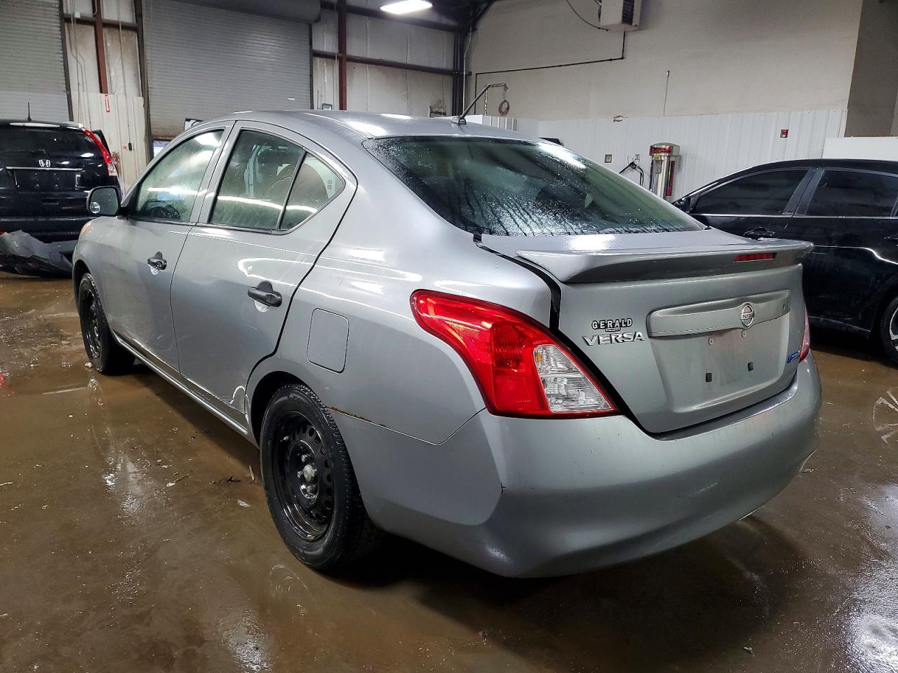 2014 NISSAN VERSA