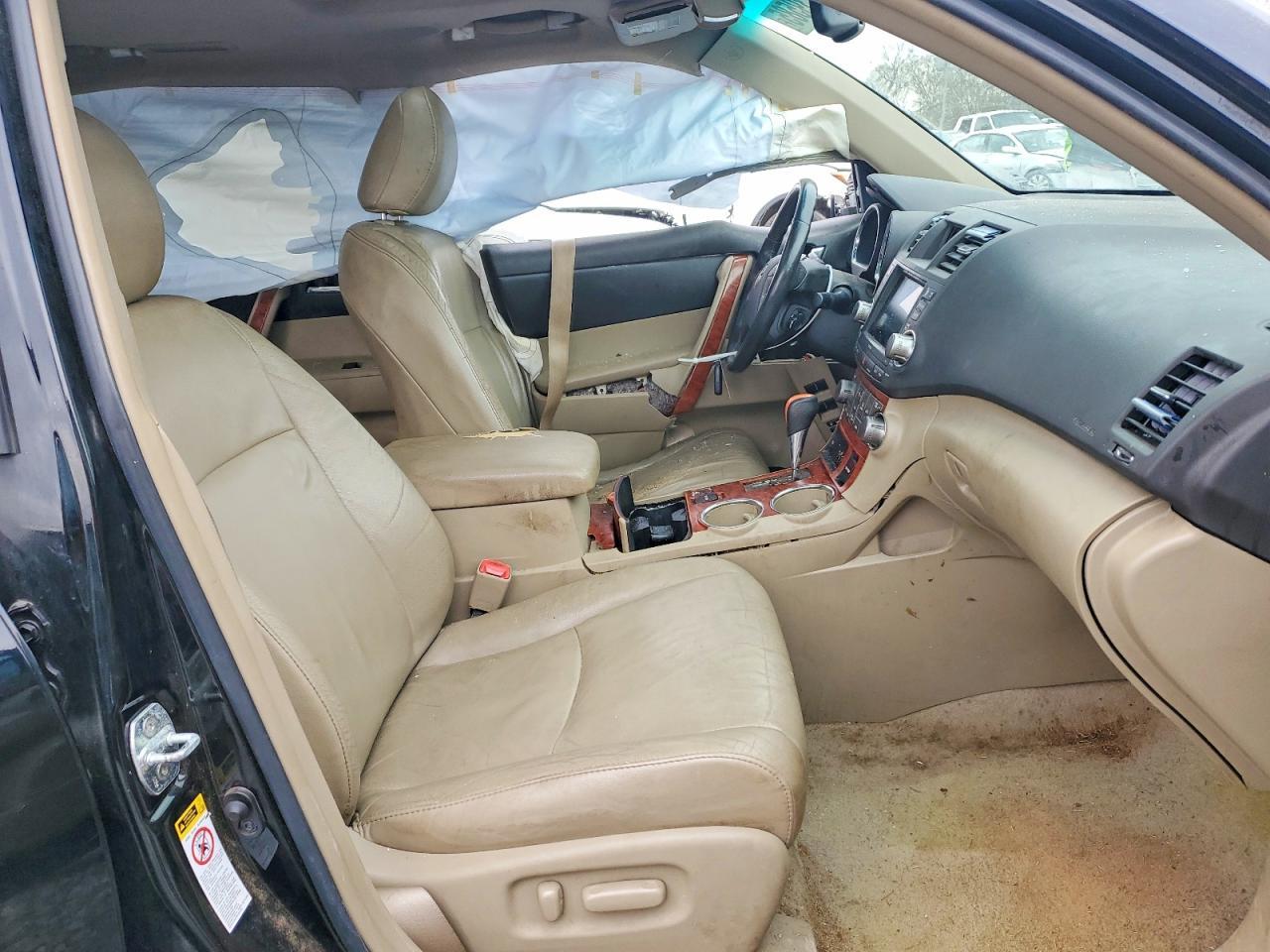 2010 TOYOTA HIGHLANDER