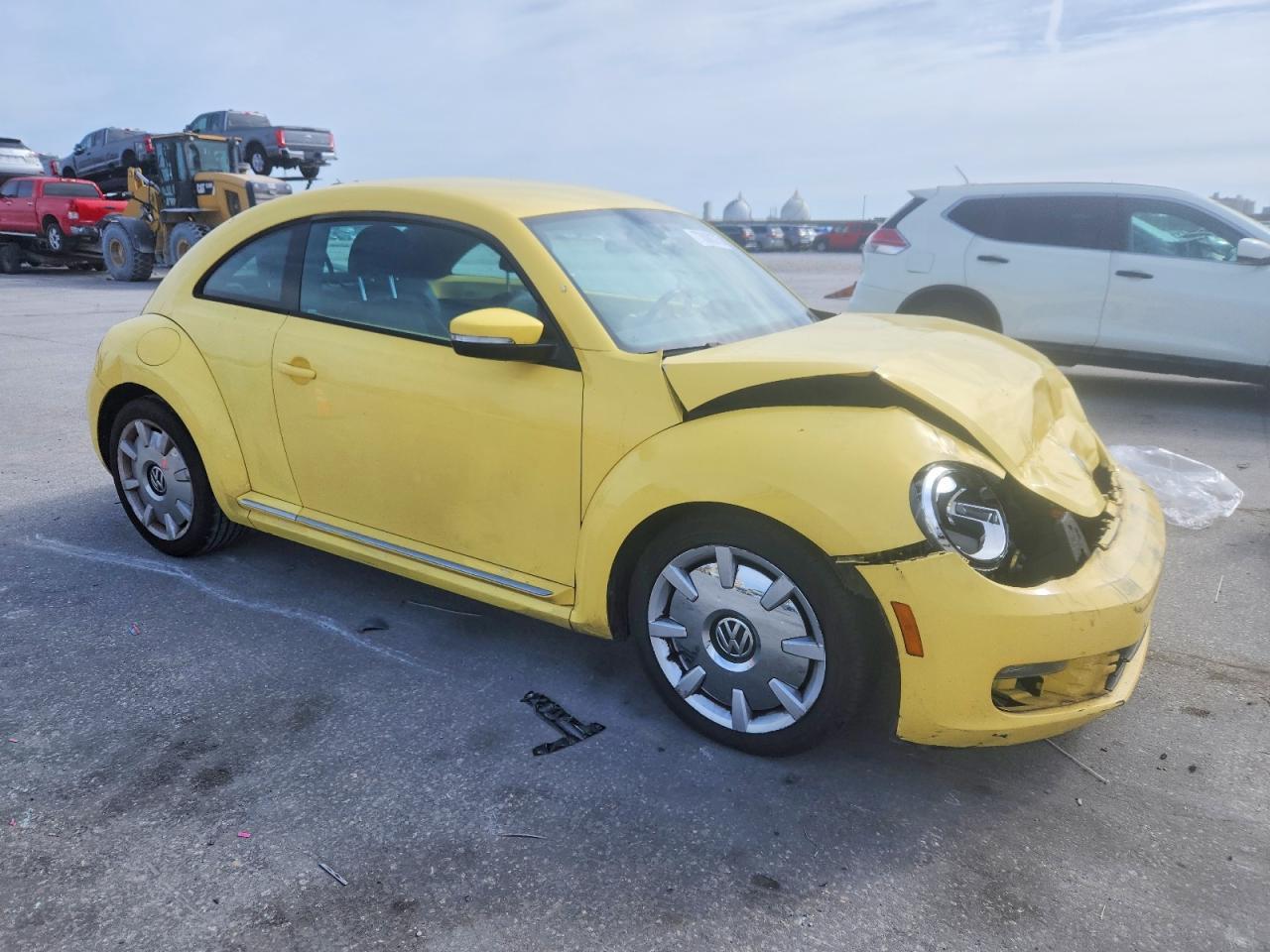 2012 VOLKSWAGEN Beetle