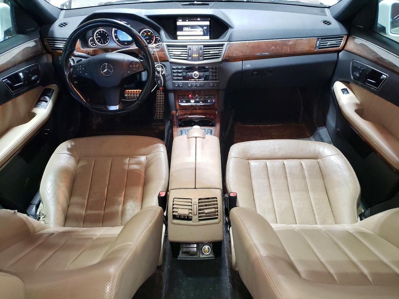 2011 MERCEDES-BENZ E-Class