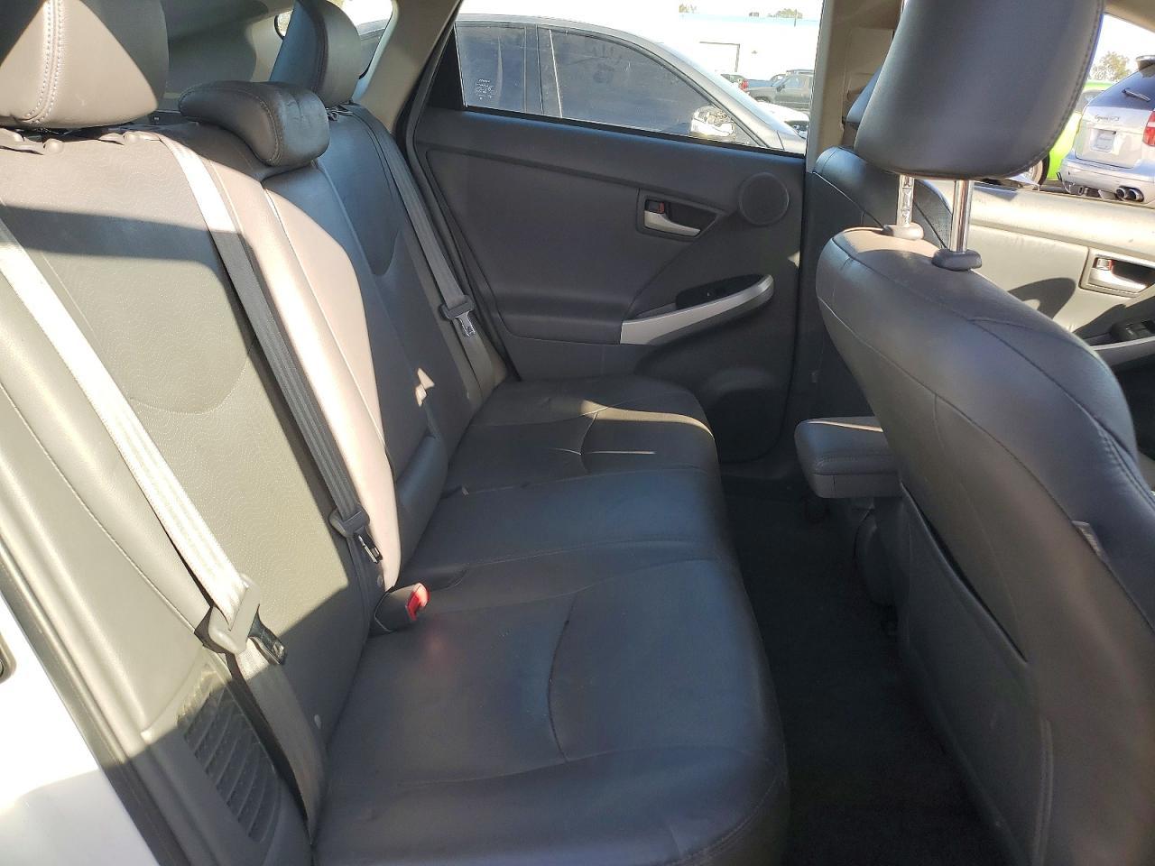 2010 TOYOTA PRIUS