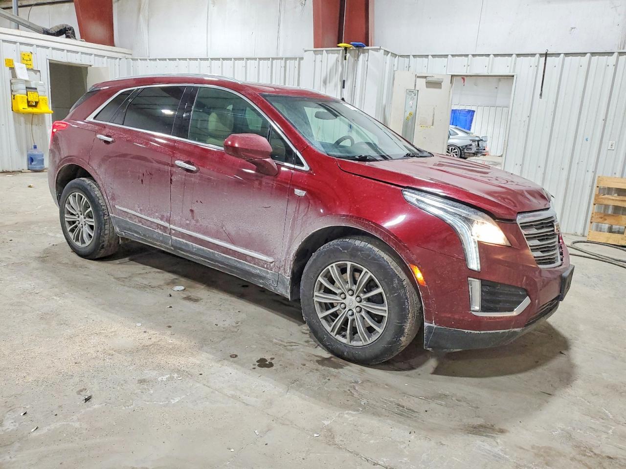 2017 CADILLAC XT5