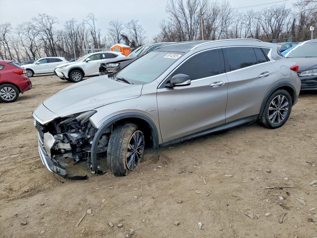 2017 INFINITI QX30