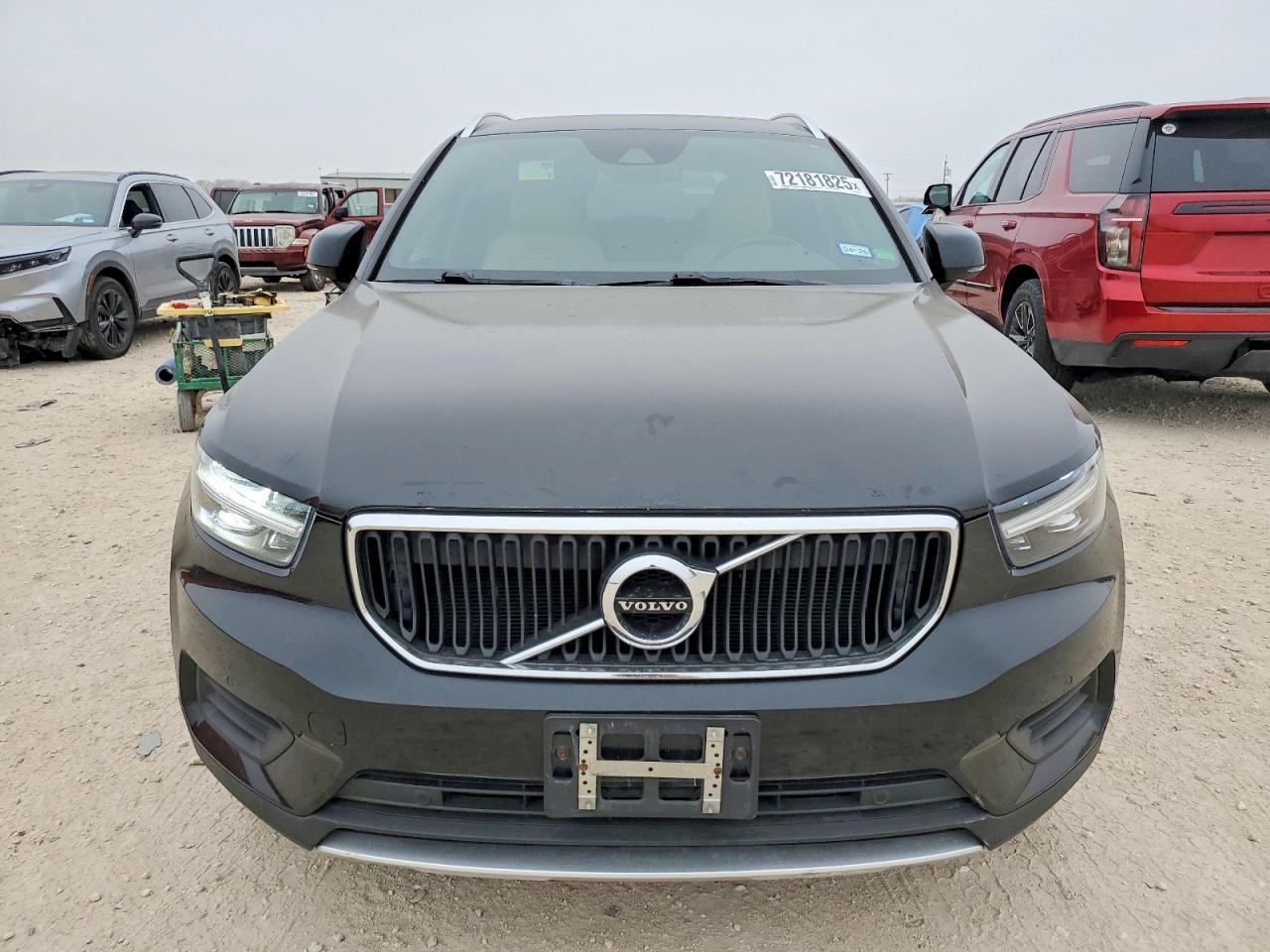2019 VOLVO XC40