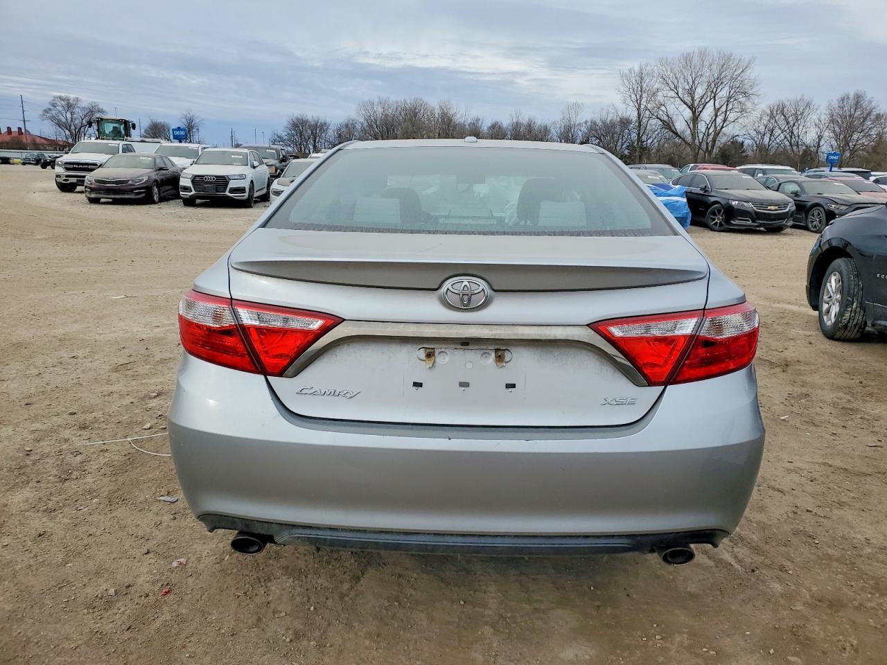2015 TOYOTA CAMRY