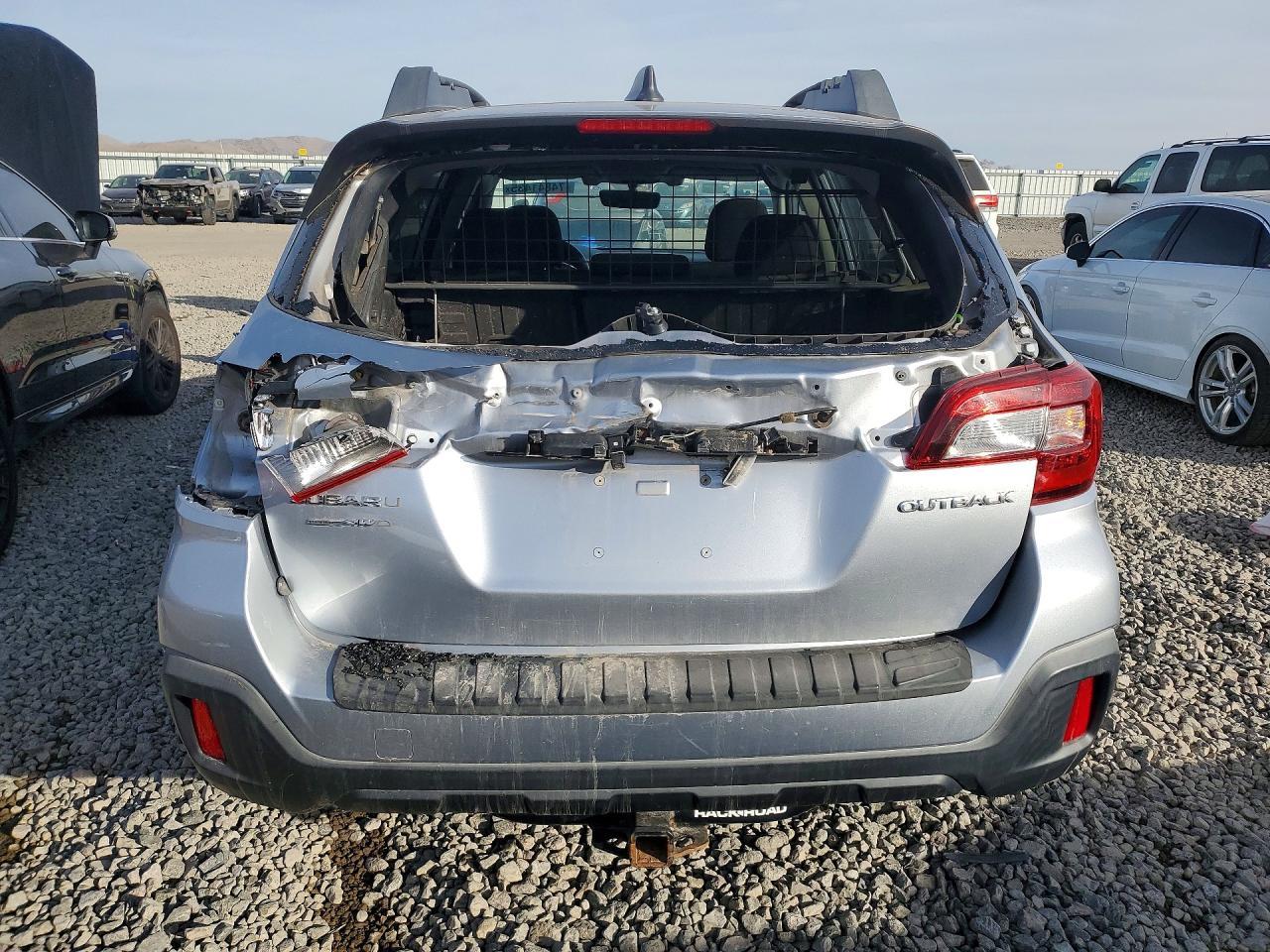 2018 SUBARU Outback