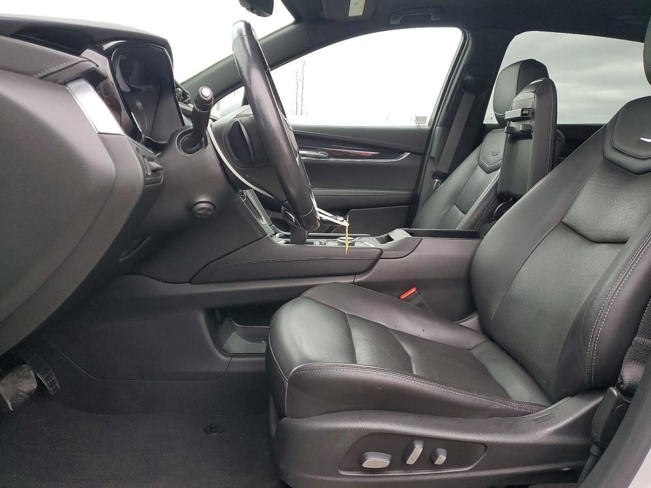 2020 CADILLAC XT5