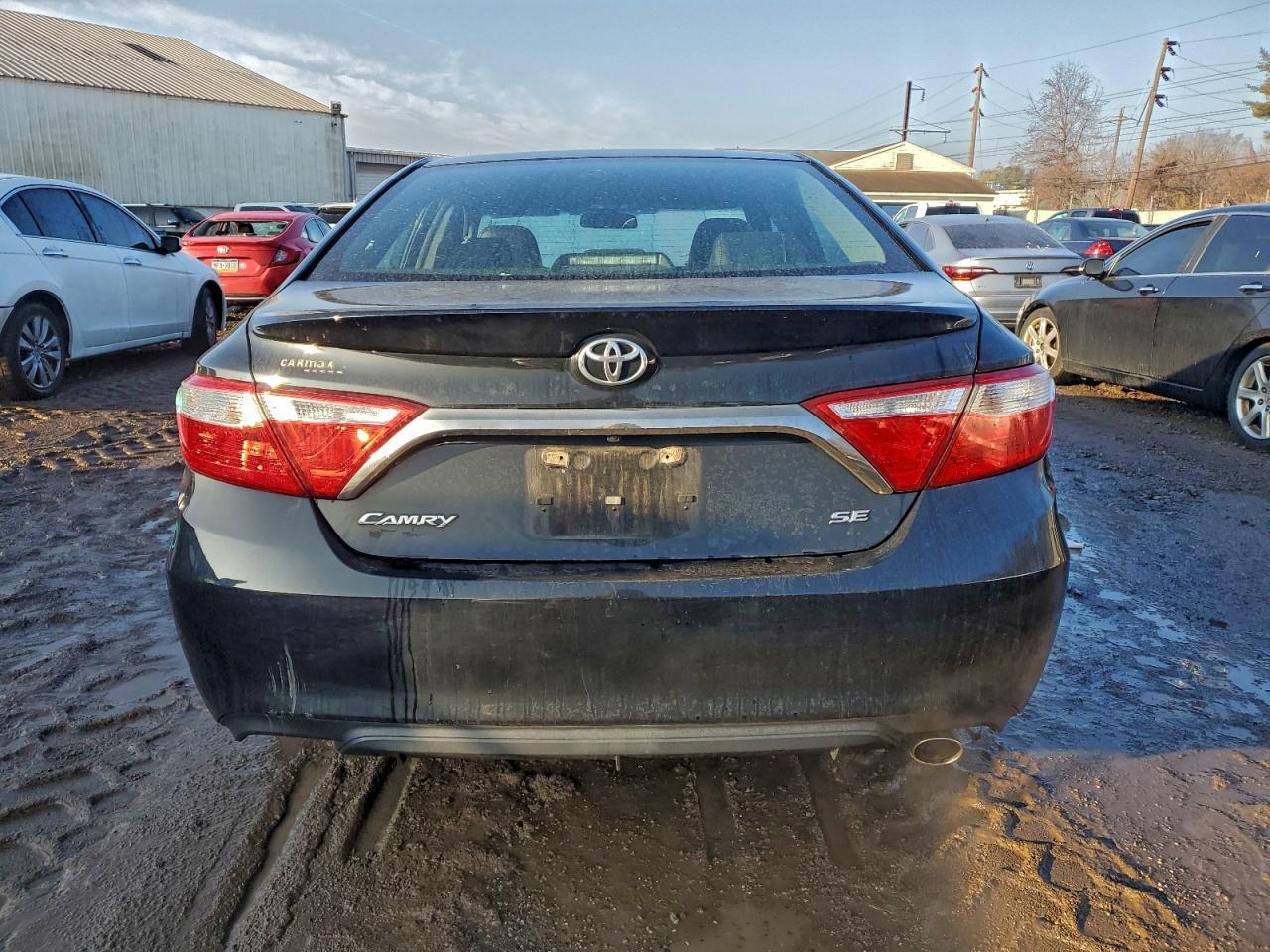 2017 TOYOTA CAMRY