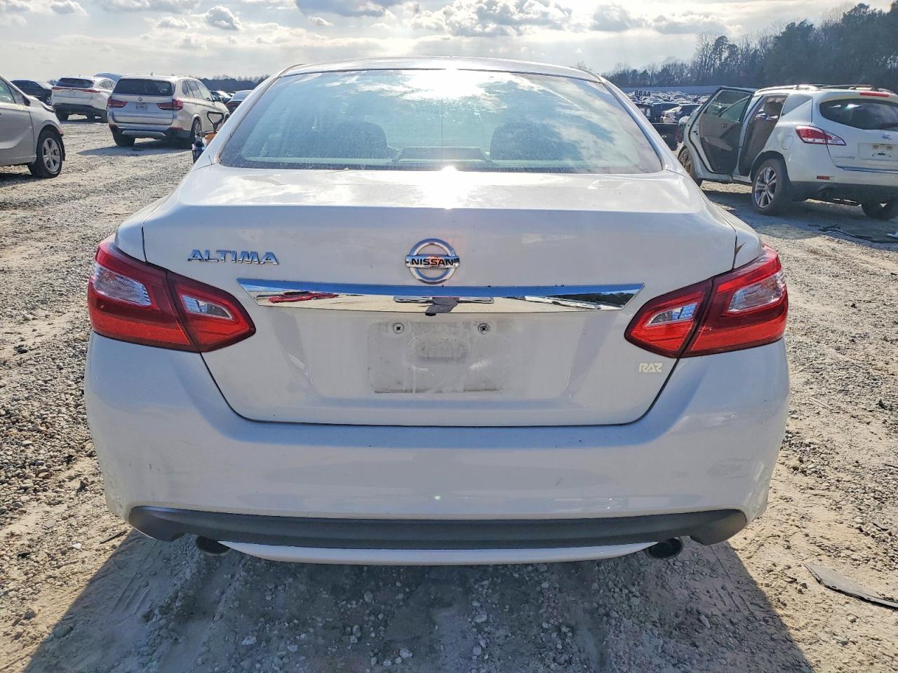 2016 NISSAN ALTIMA