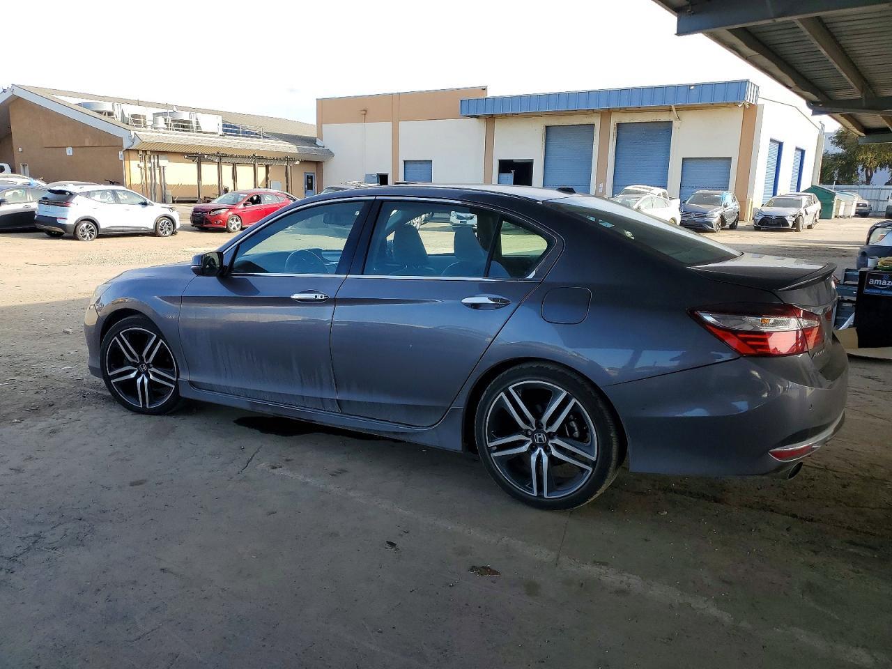 2016 HONDA ACCORD