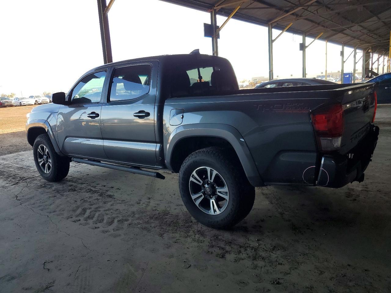 2016 TOYOTA TACOMA