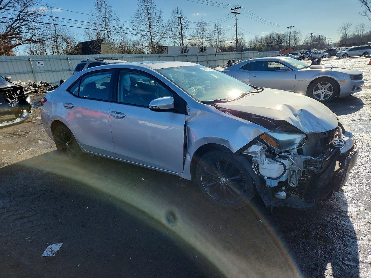2016 TOYOTA COROLLA