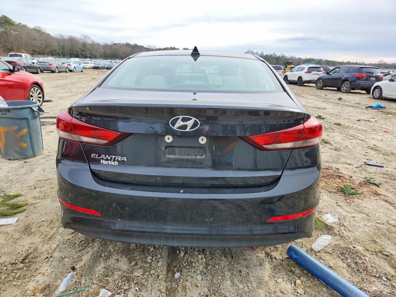 2018 HYUNDAI ELANTRA