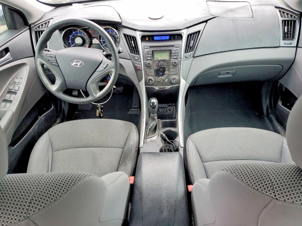 2011 HYUNDAI SONATA