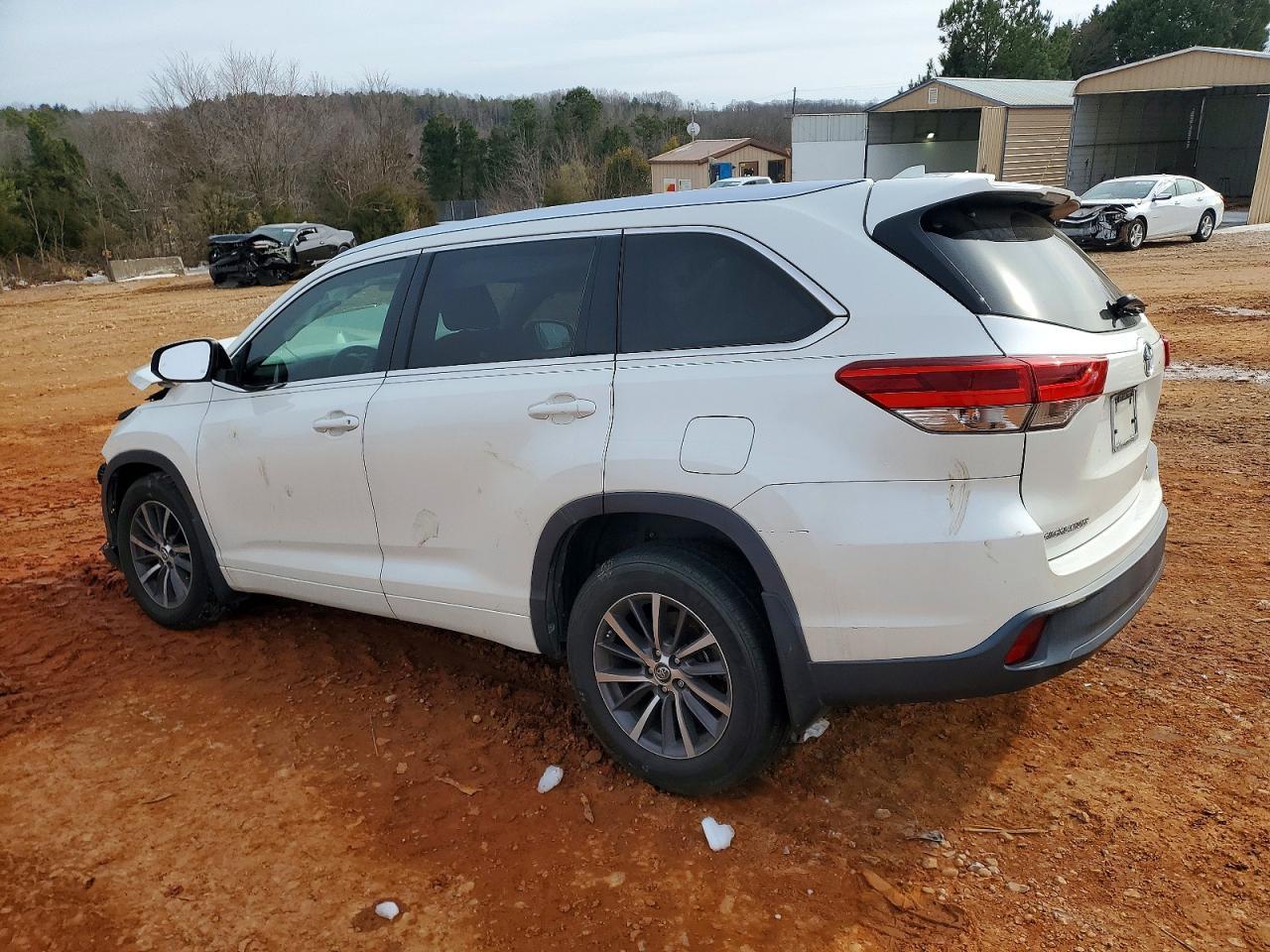 2018 TOYOTA HIGHLANDER