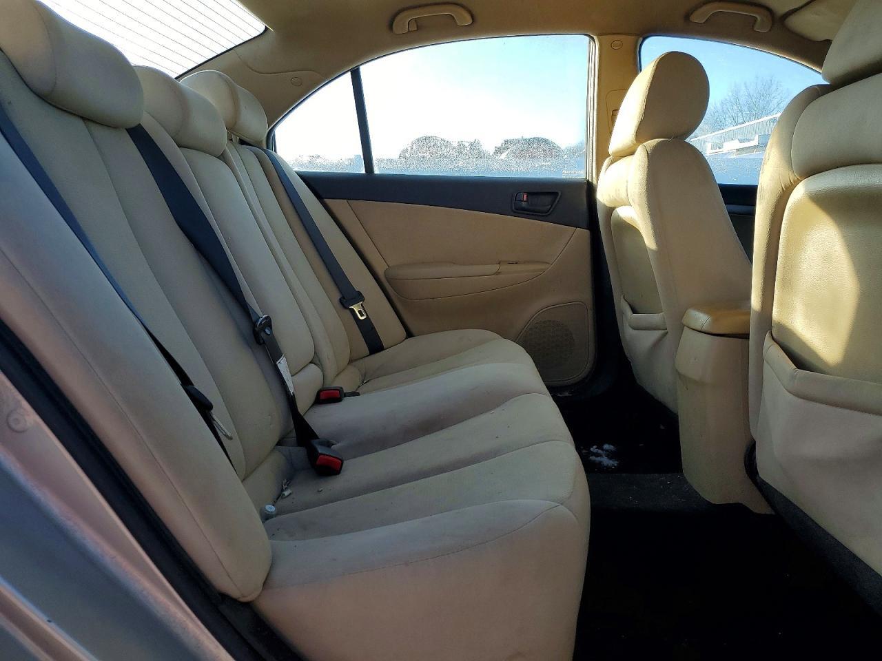 2010 HYUNDAI SONATA