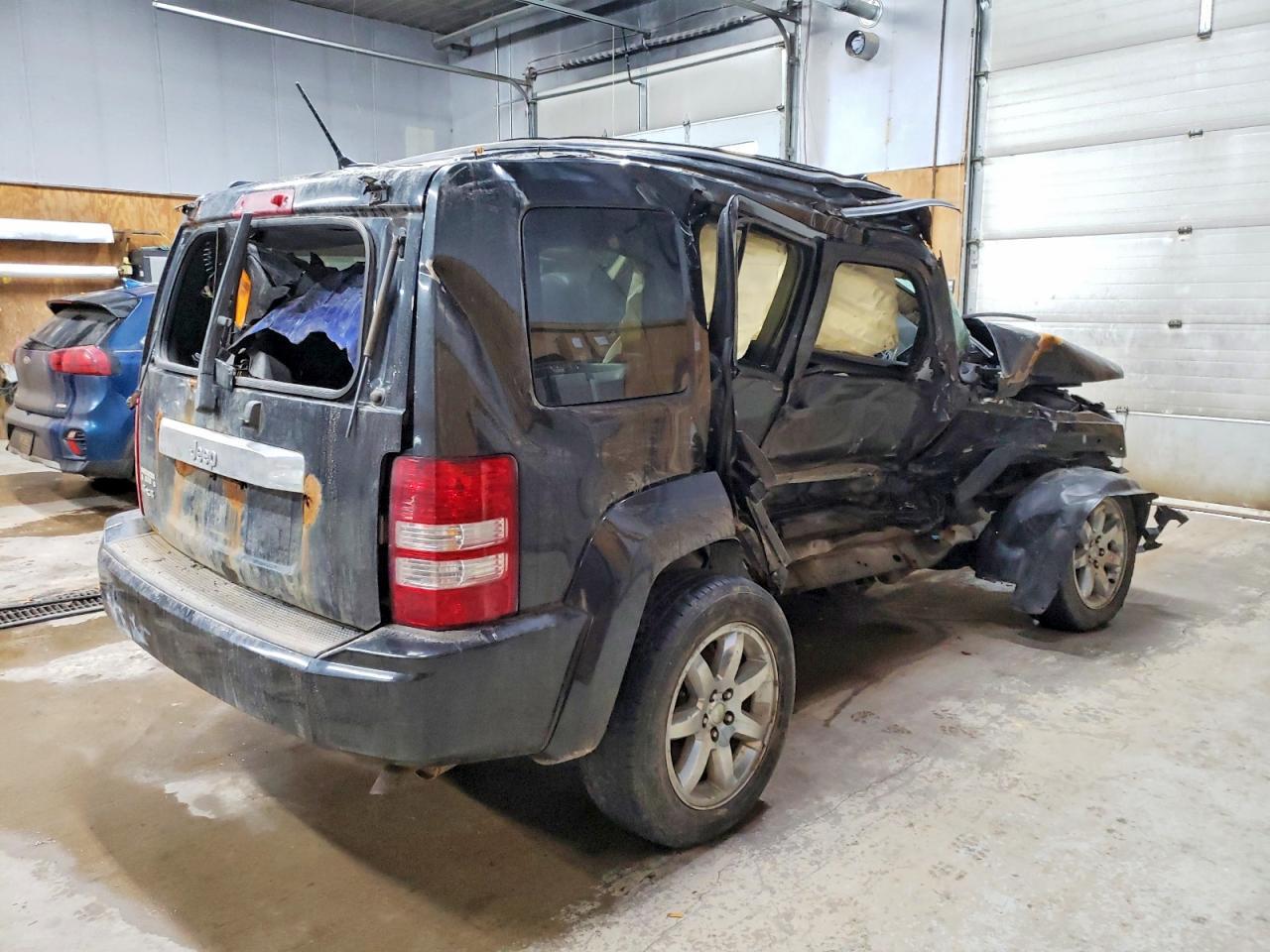 2012 JEEP Liberty