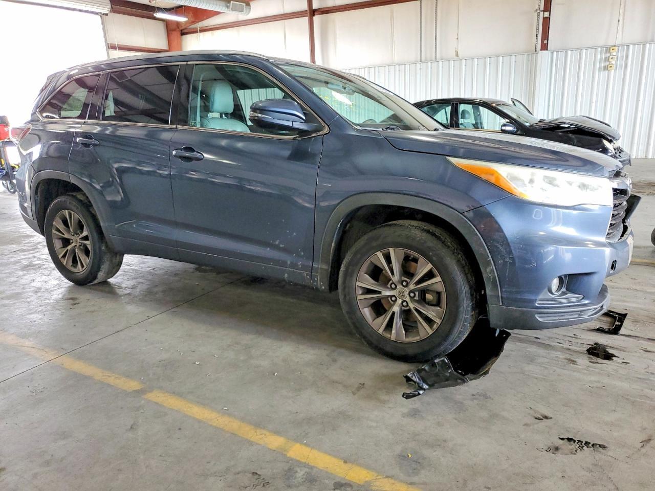 2014 TOYOTA HIGHLANDER
