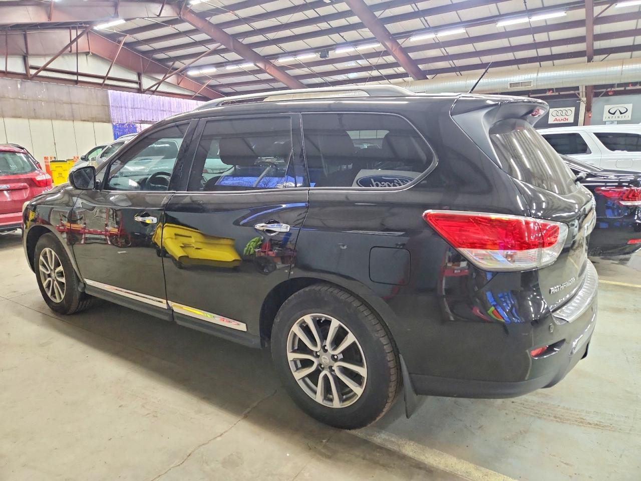 2016 NISSAN PATHFINDER