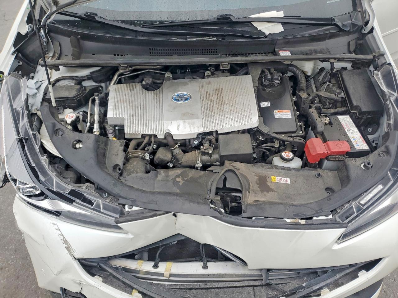 2022 TOYOTA PRIUS