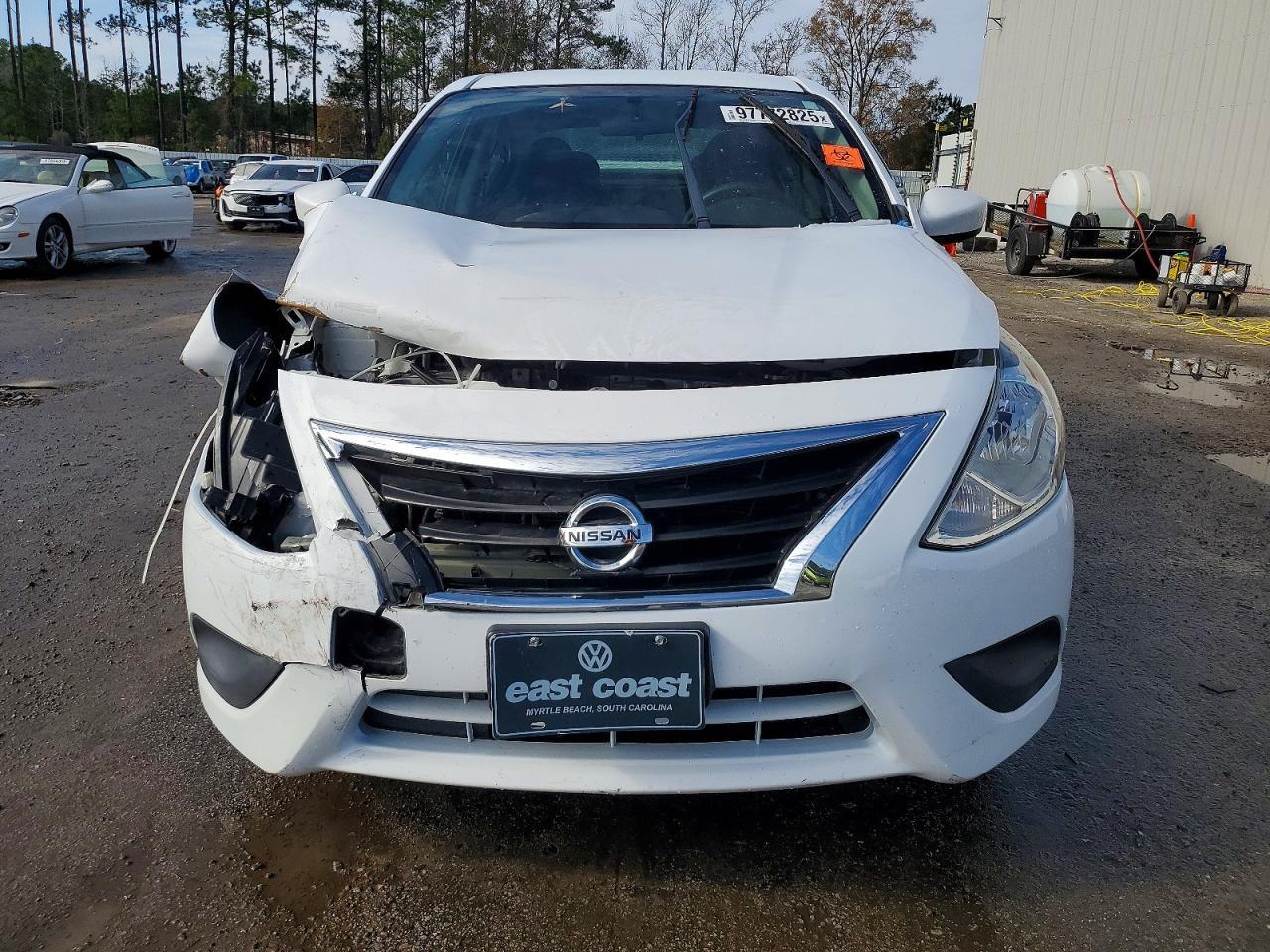 2018 NISSAN VERSA