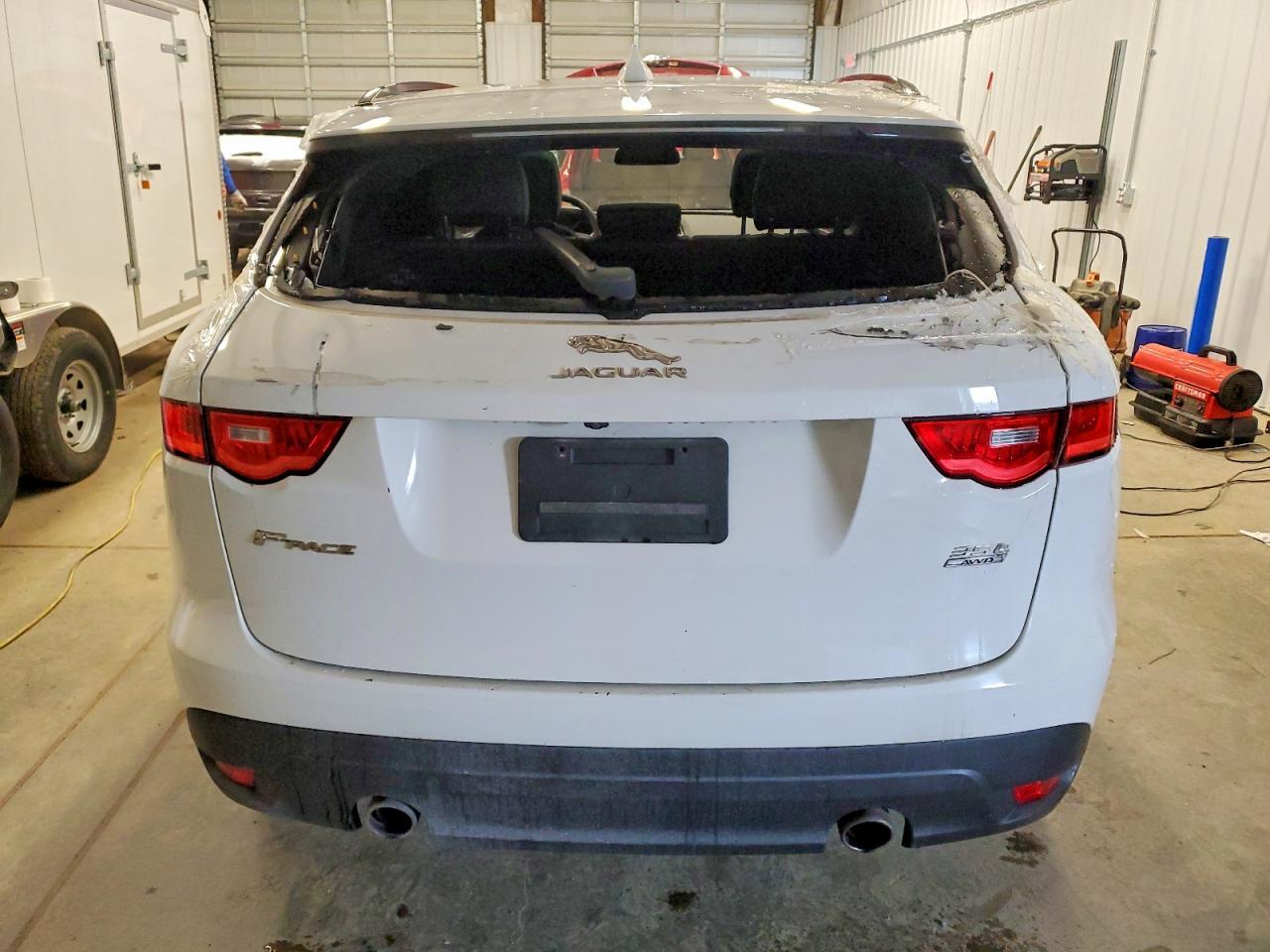 2017 JAGUAR F-Pace