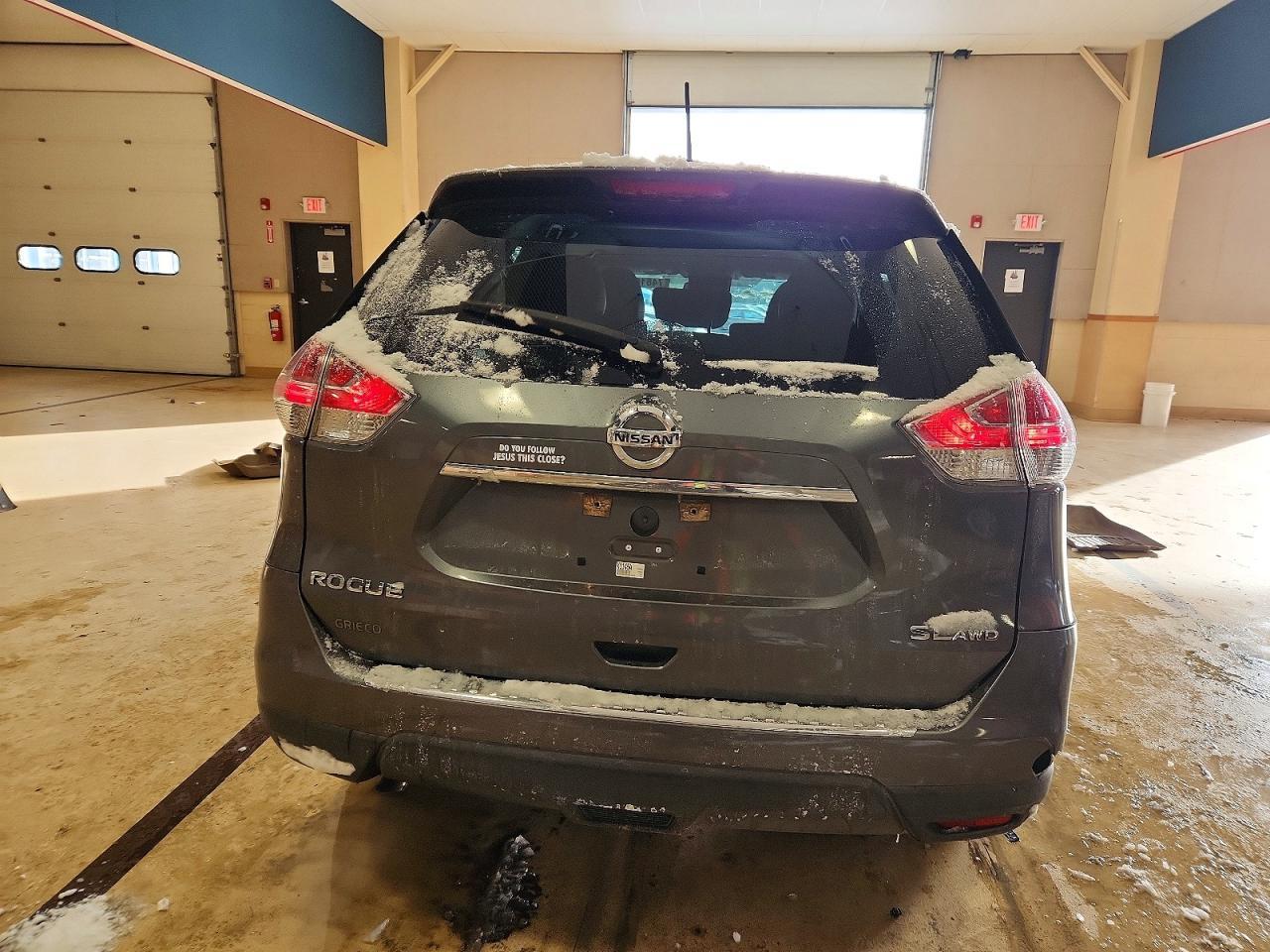 2015 NISSAN ROGUE