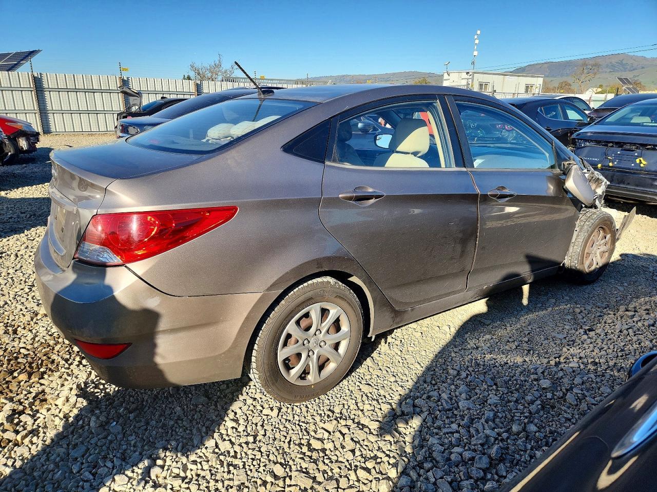 2014 HYUNDAI ACCENT