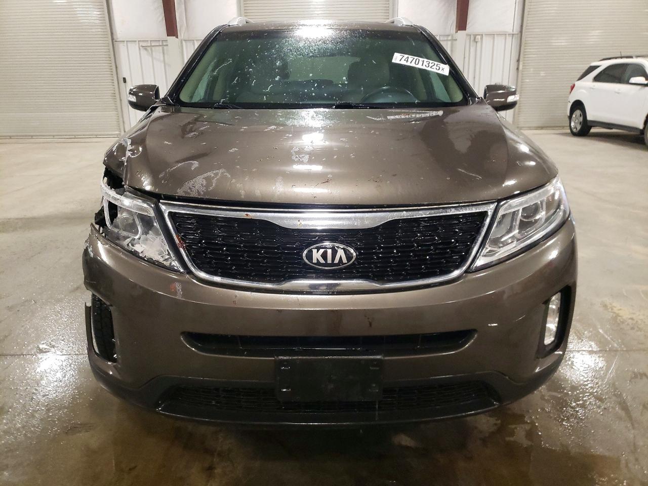 2014 KIA SORENTO