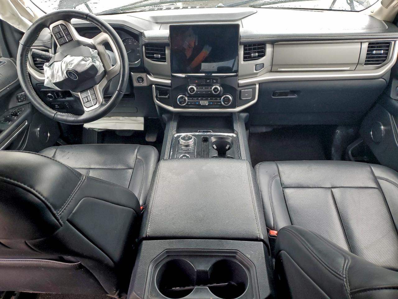 2023 FORD Expedition