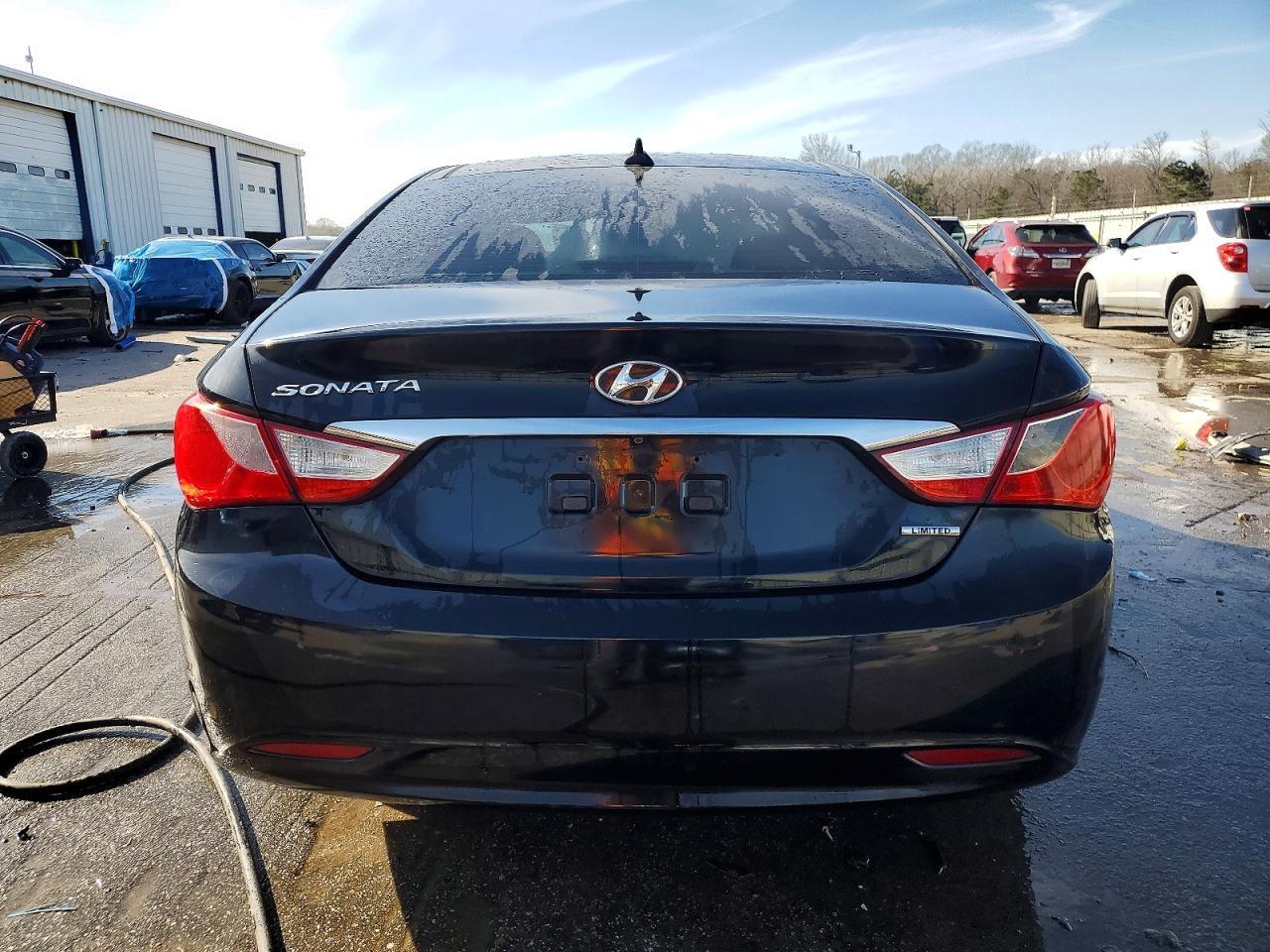 2013 HYUNDAI SONATA