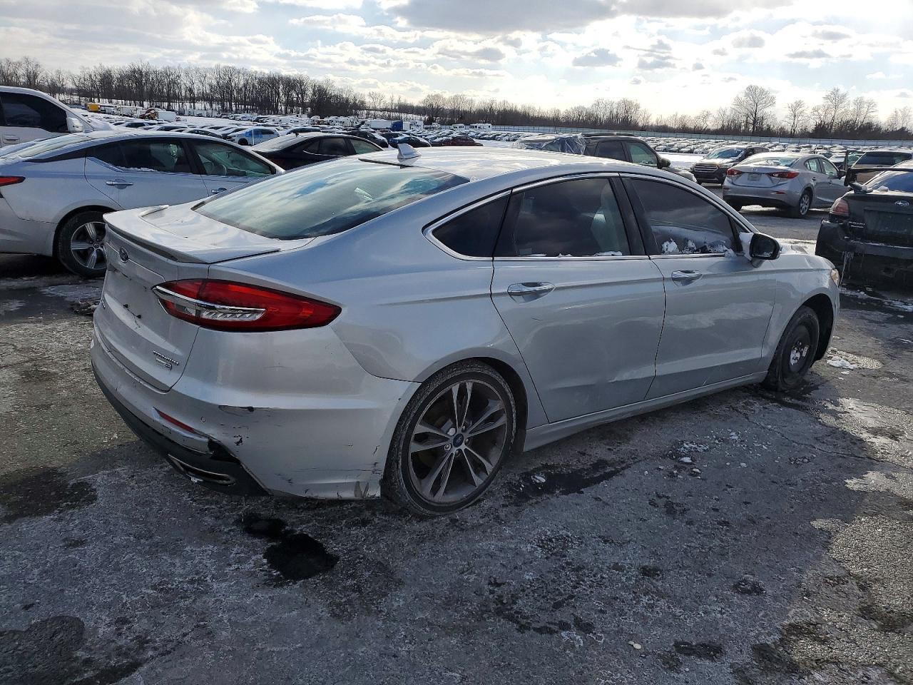2019 FORD FUSION