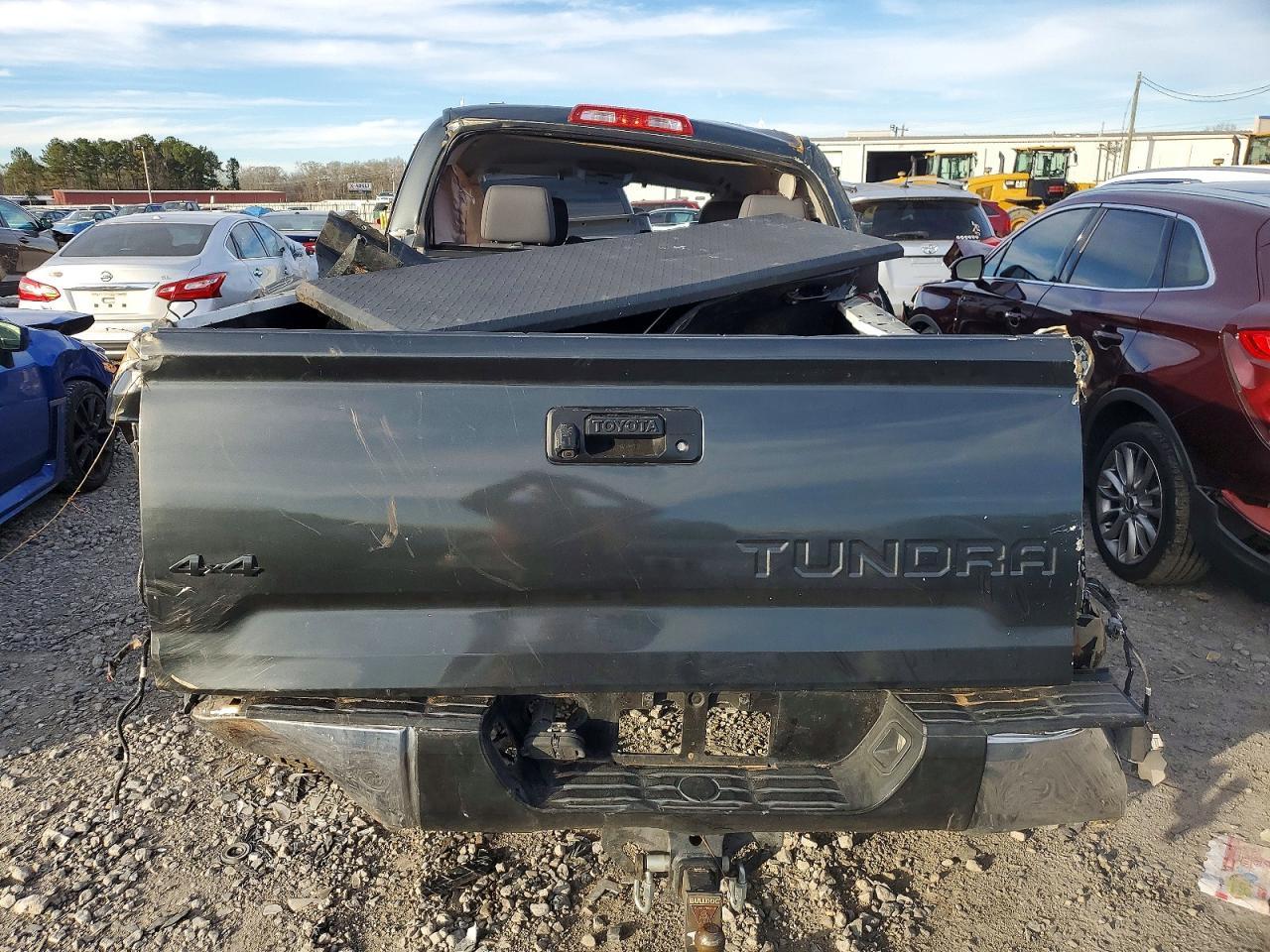 2016 TOYOTA TUNDRA