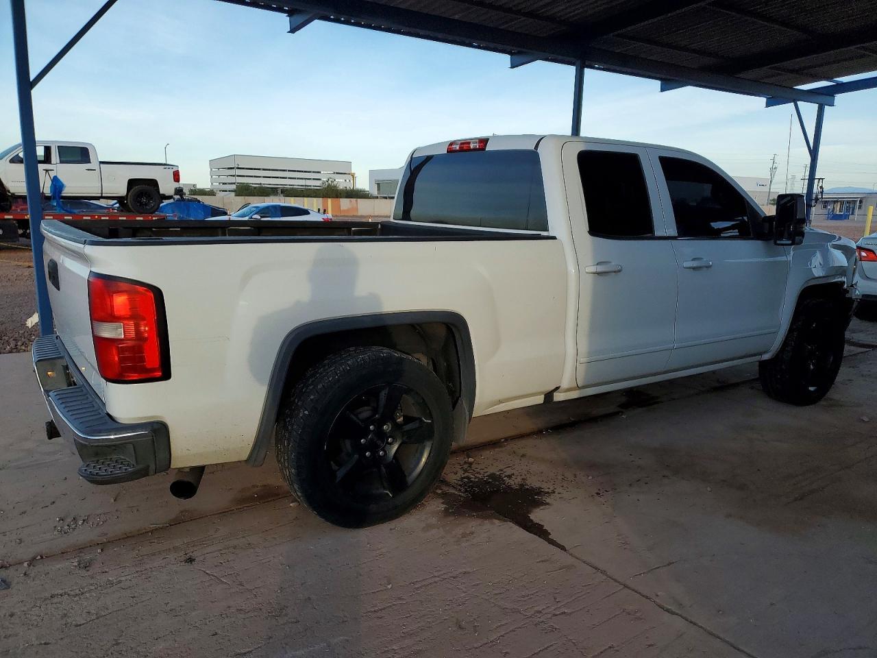 2016 GMC Sierra