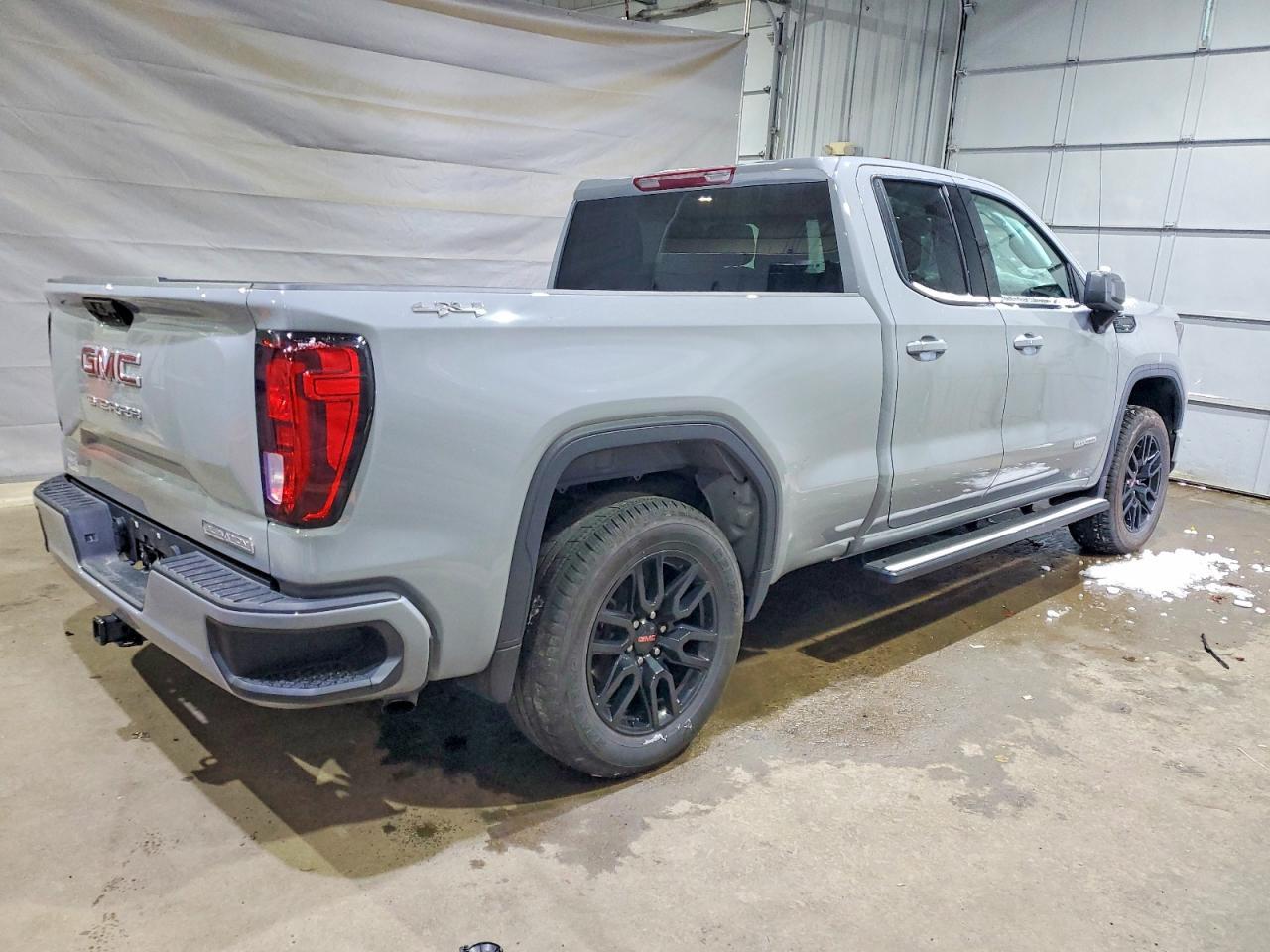 2024 GMC Sierra
