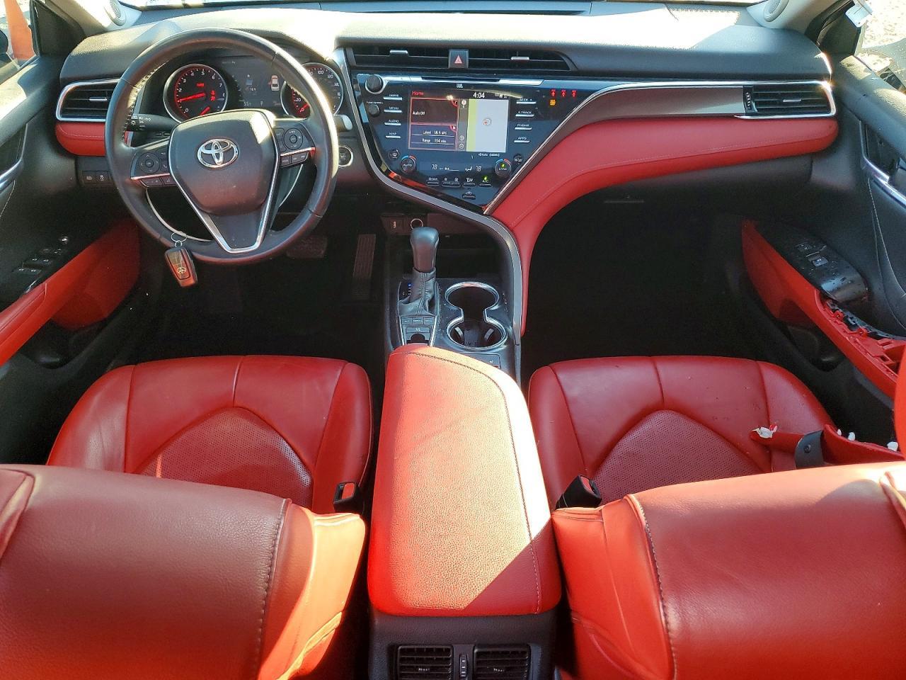 2018 TOYOTA CAMRY