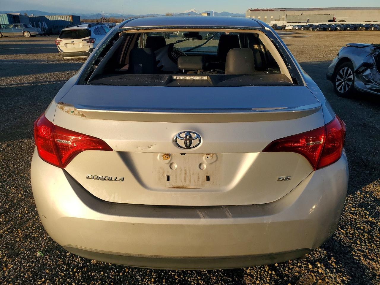 2017 TOYOTA COROLLA