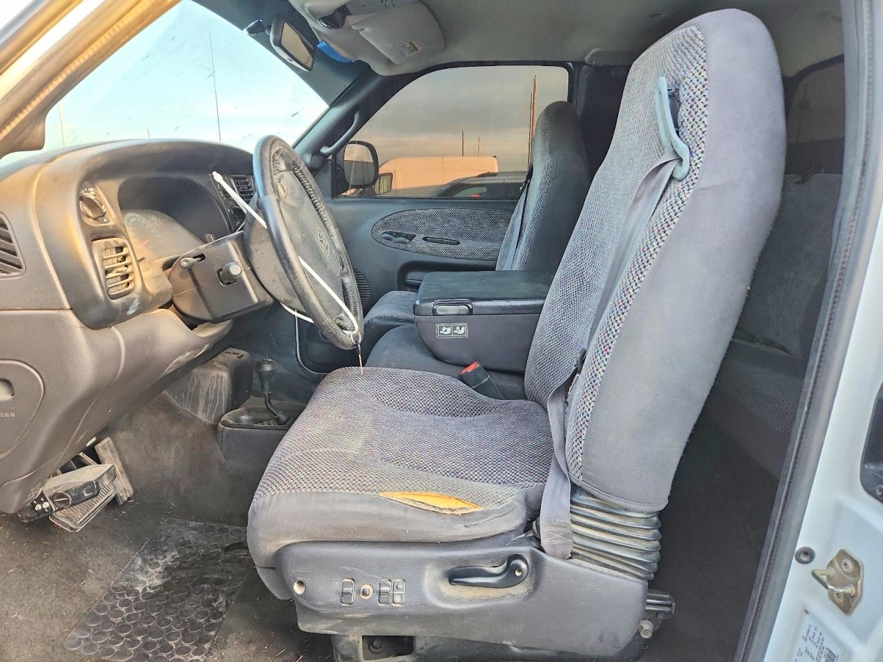 2001 DODGE RAM 1500