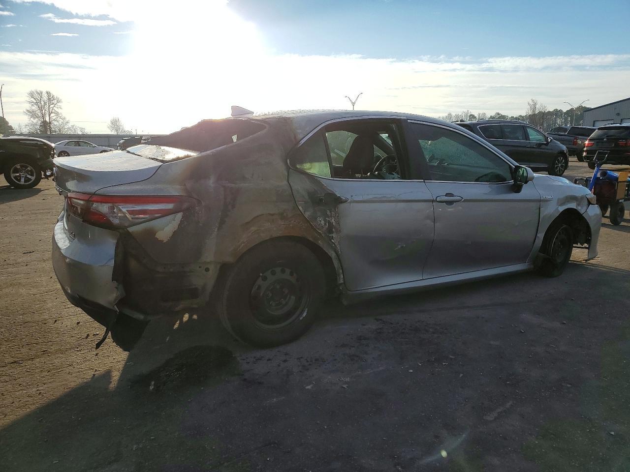 2019 TOYOTA CAMRY