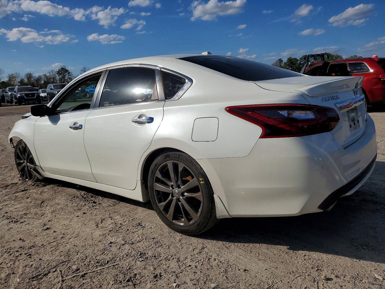2018 NISSAN ALTIMA