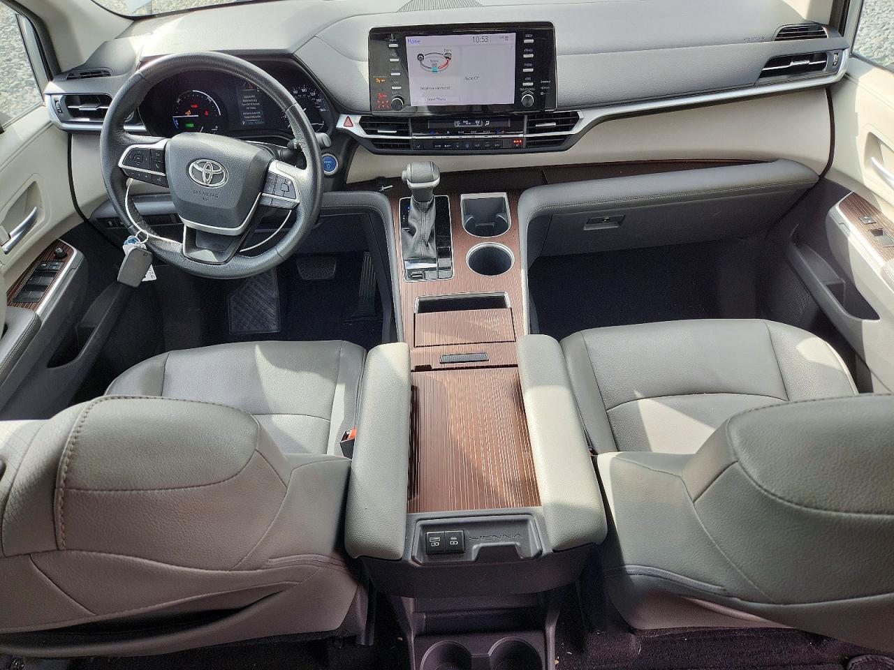 2021 TOYOTA SIENNA