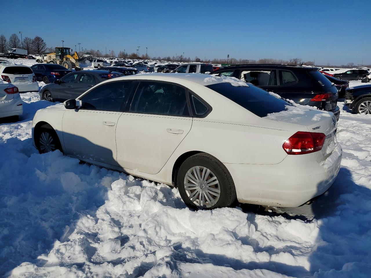 2014 VOLKSWAGEN Passat