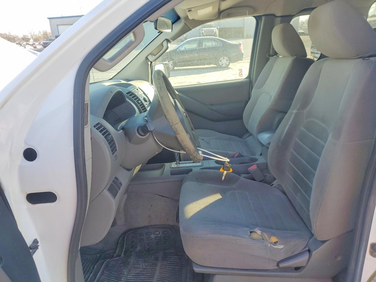 2012 NISSAN Frontier