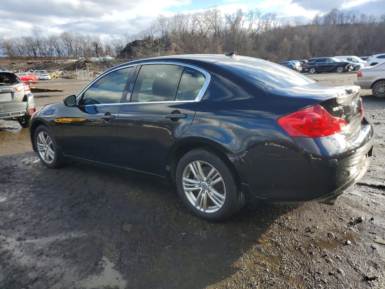 2011 INFINITI G25